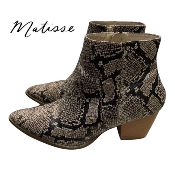 Lulus x Matisse Collab Spirit Snakeskin Heeled Western Ankle Boot Booties 8 - Picture 1 of 6